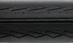 Pneu Vélo Route Noir 700 X 23 Quartz Hutchinson -Cyclo-Camping Soldes Boutique Pneu Hutchinson Quartz macro 494x294 c3260813 bb81 4a6a b379 4f2df3ed070b