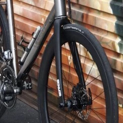 Moyeu Dynamo Roue Vélo Frein à Disque PD-8 Shutter Precision -Cyclo-Camping Soldes Boutique moyeu dynamo roue velo frein a disque pd 8 shutter precision full 6